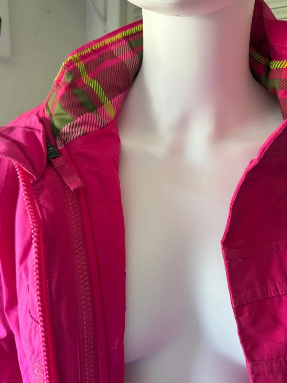 The northface Pink Puffer Jacket with Hood FULL Zip snow rain size Xl GIRL